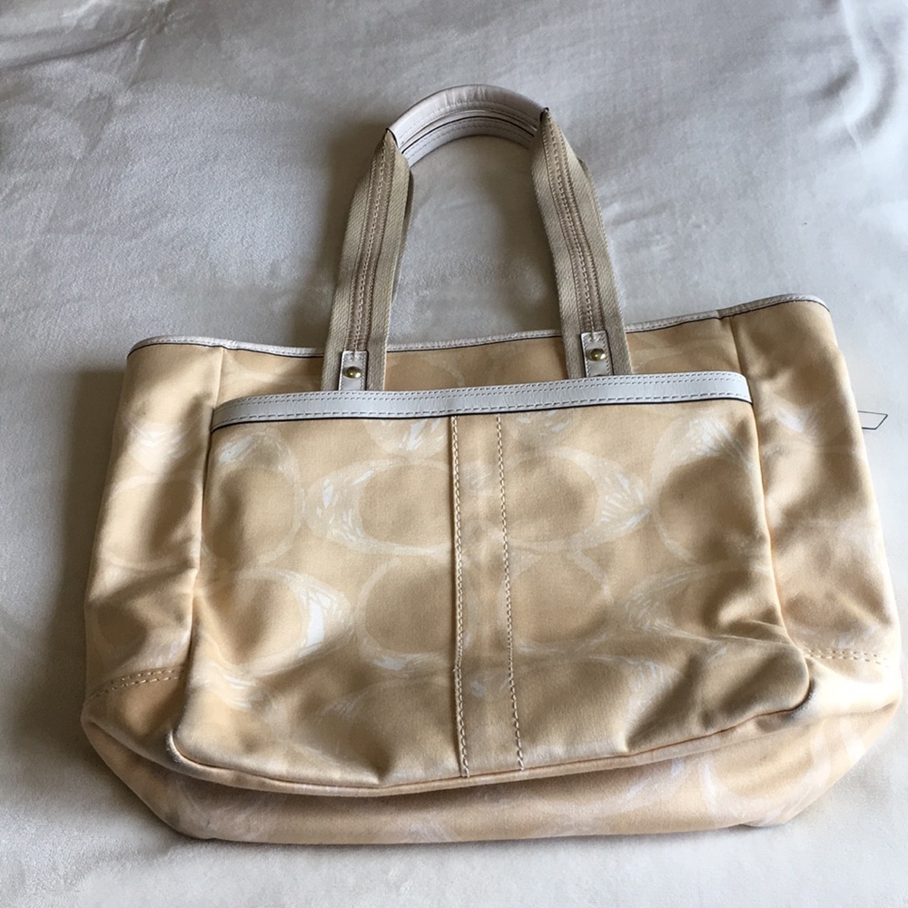 Authentic Coach tote